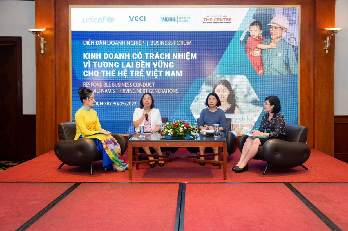 Diễn đàn Doanh nghiệp do VCCI phối hợp với UNICEF tổ chức với chủ đề Kinh doanh có trách nhiệm, gắn với quyền trẻ em, nhận được nhiều sự quan tâm của cộng đồng doanh nghiệp. Nguồn ảnh: VCCI