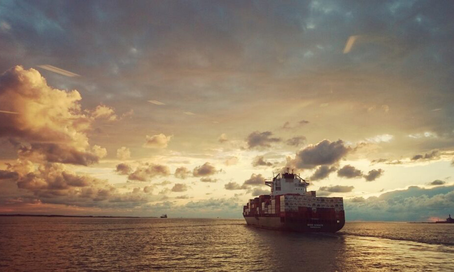 Tàu thuyền sử dụng nhiên liệu sạch hơn góp phần làm tăng tốc độ ấm lên toàn cầu. Ảnh: Pixxabay