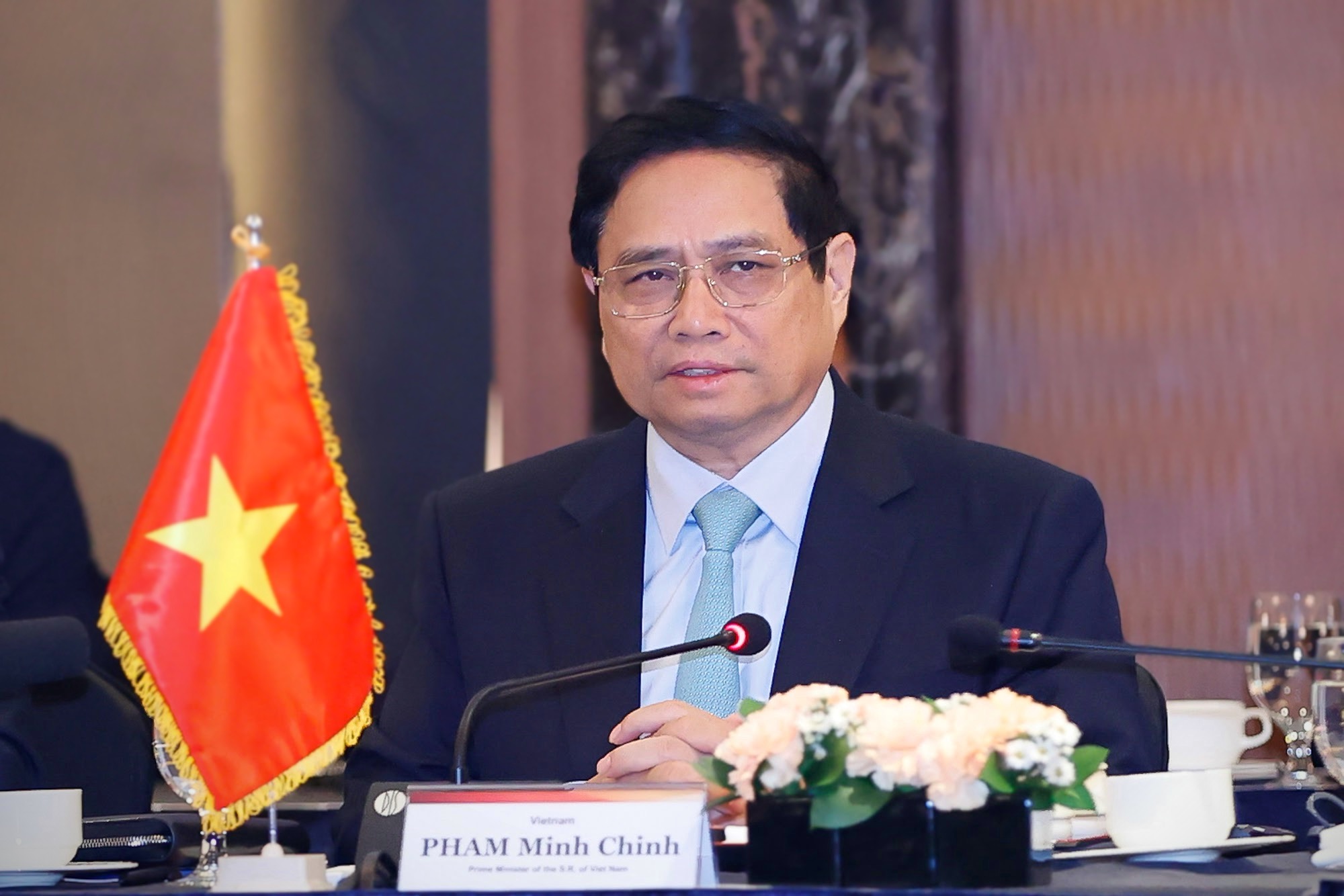 Thủ tướng Phạm Minh Chính phát biểu tại tọa đàm. Ảnh: Nhật Bắc